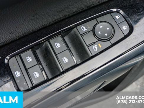 Used 2025 Nissan Pathfinder SL w/ SL Premium Package image 51