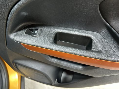 Used 2021 Ford EcoSport SE w/ SE Convenience Package image 31