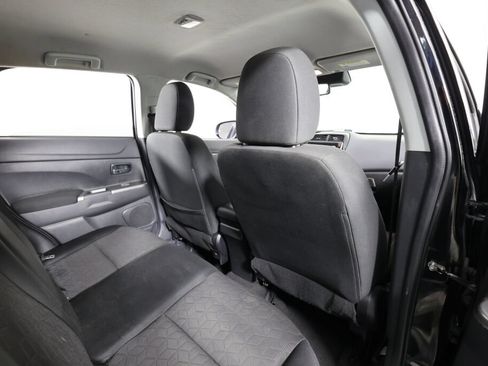 Used 2021 Mitsubishi Outlander Sport SE FWD image 20