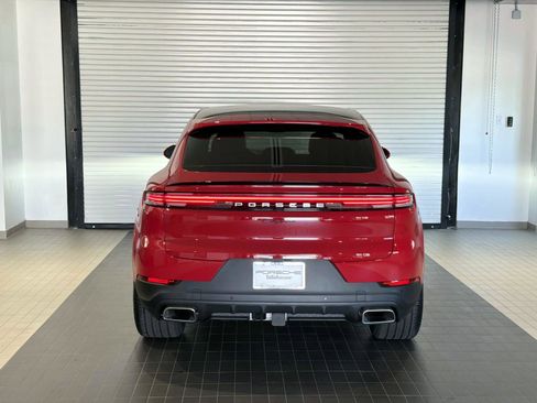 New 2026 Porsche Cayenne Coupe AWD/4WD image 10