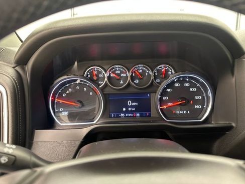 Used 2023 Chevrolet Silverado 2500 LT AWD/4WD image 17