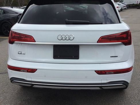 Used 2021 Audi Q5 2.0T Premium w/ Convenience Package AWD/4WD image 4