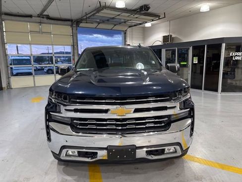 Used 2021 Chevrolet Silverado 1500 LTZ w/ Technology Package AWD/4WD image 3
