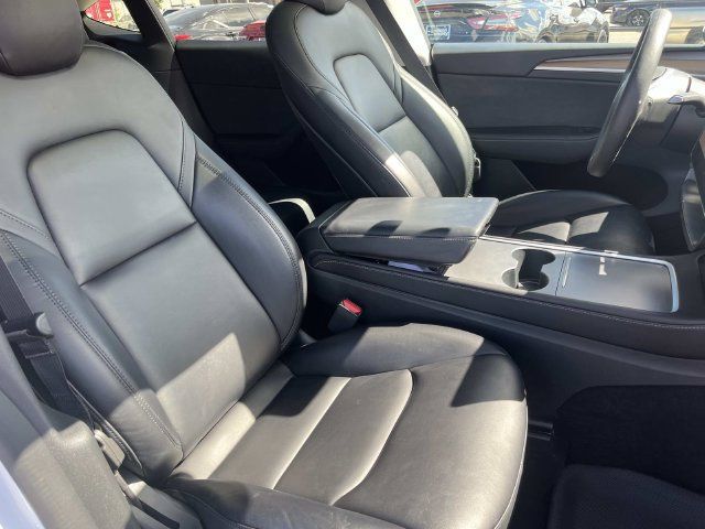 Used 2022 Tesla Model Y Performance AWD/4WD image 22