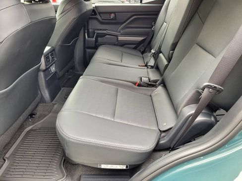 New 2026 Toyota 4Runner TRD Off-Road Premium AWD/4WD image 6