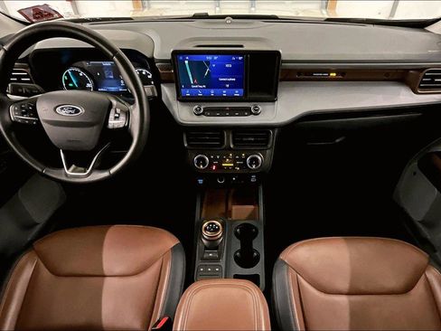 Certified 2024 Ford Maverick Lariat image 14