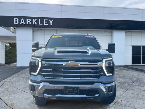 Certified 2024 Chevrolet Silverado 2500 LTZ w/ LTZ Convenience Package AWD/4WD image 8