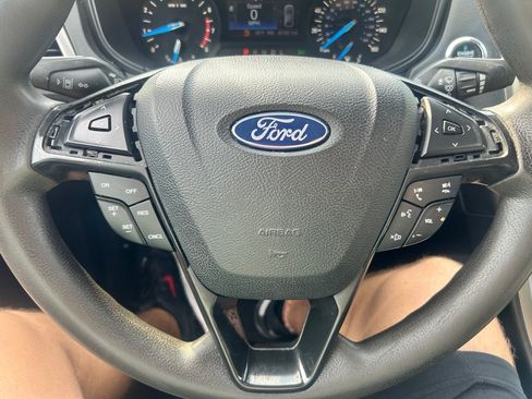 Used 2019 Ford Fusion S FWD image 13