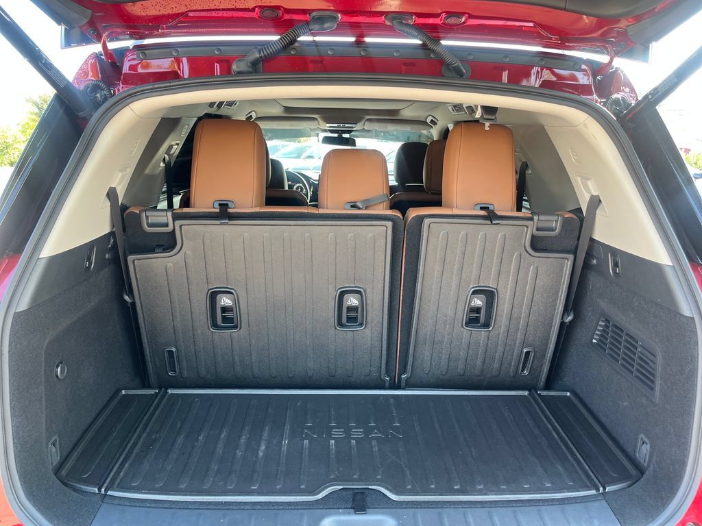 Used 2026 Nissan Pathfinder Platinum AWD/4WD image 25