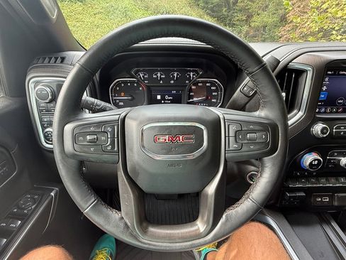 Used 2022 GMC Sierra 1500 AT4 w/ AT4 Premium Package image 27