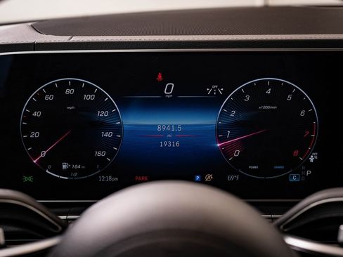 Certified 2024 Mercedes-Benz GLS 580 4MATIC image 29