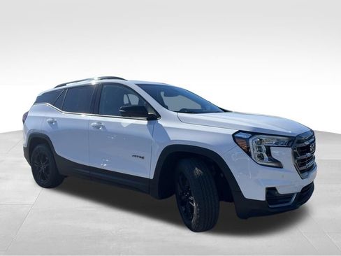 Used 2024 GMC Terrain AT4 w/ Tech Package AWD/4WD image 7