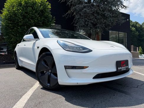 Used 2018 Tesla Model 3 RWD image 8