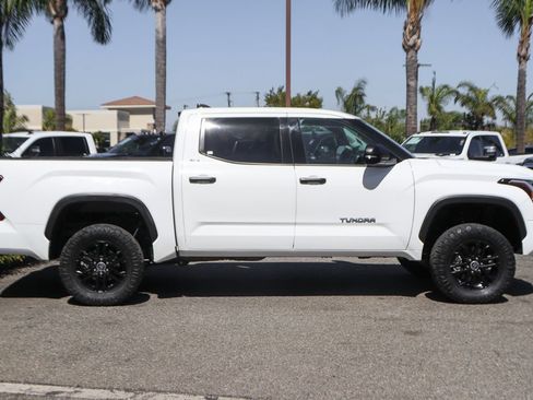 Used 2023 Toyota Tundra SR5 w/ SR5 Convenience Package RWD image 10