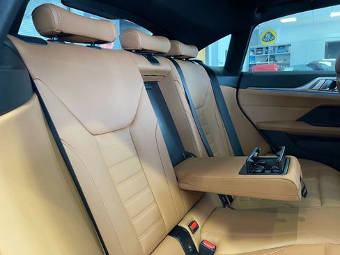 Used 2022 BMW i4 eDrive40 RWD image 44