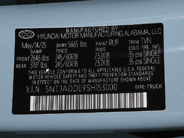 Used 2025 Hyundai Santa Cruz SE AWD/4WD image 36