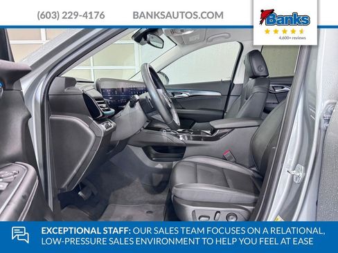 Certified 2025 Buick Envision Preferred AWD/4WD image 10