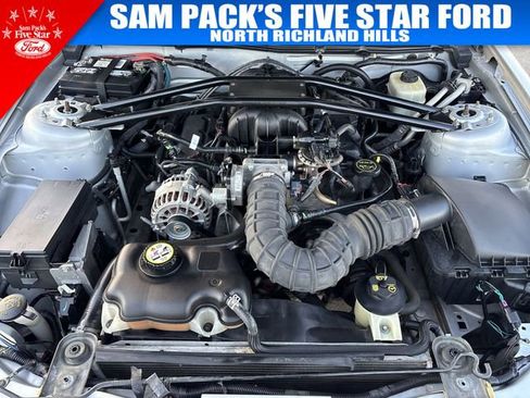 Used 2007 Ford Mustang Deluxe image 31