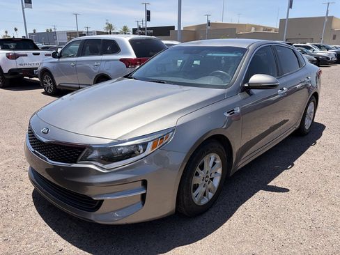 Used 2016 Kia Optima LX FWD image 3