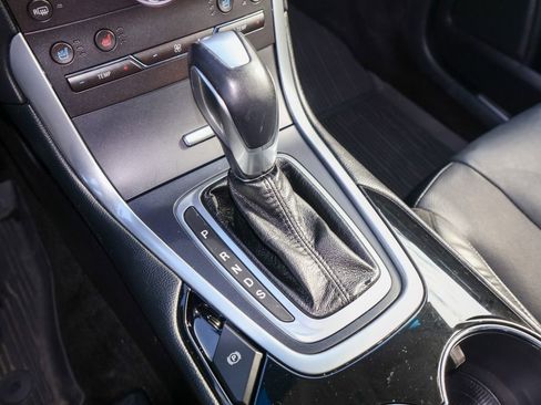 Used 2018 Ford Edge Titanium w/ Equipment Group 301A image 22