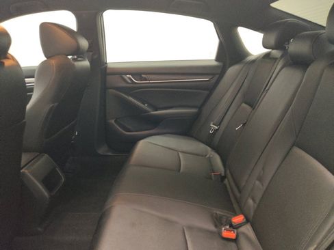 Used 2019 Honda Accord Sport image 18