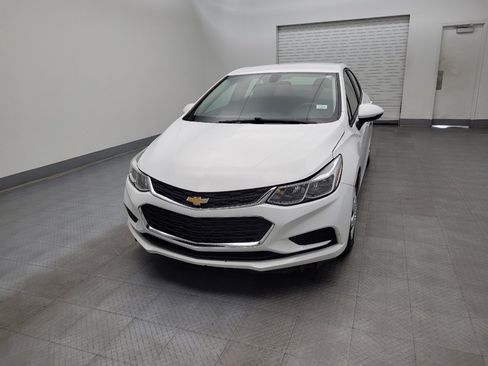 Used 2018 Chevrolet Cruze LS image 15
