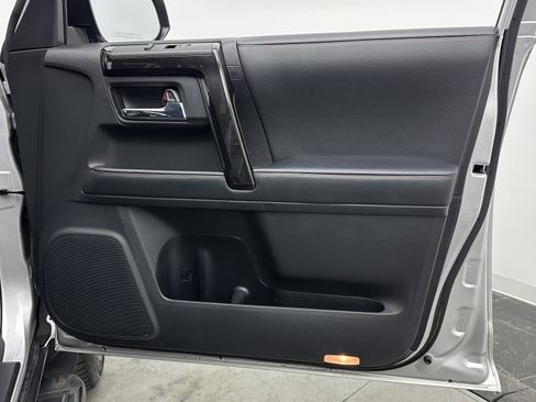 Used 2021 Toyota 4Runner TRD Off-Road Premium image 35