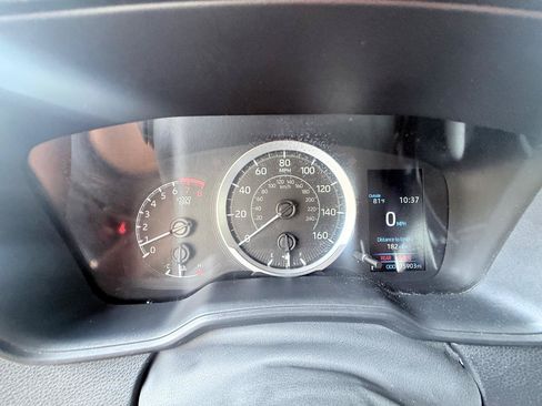 Used 2021 Toyota Corolla LE FWD image 15
