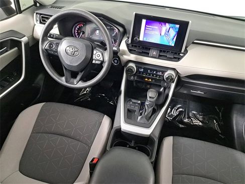 Used 2023 Toyota RAV4 XLE image 15