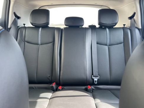 Used 2020 Nissan Leaf SL Plus image 12