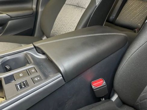 New 2026 Nissan Sentra SV FWD image 30