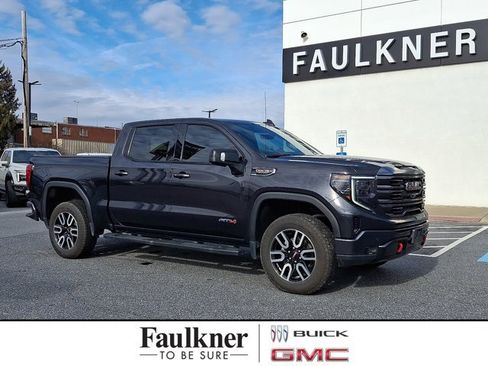 Used 2023 GMC Sierra 1500 AT4 w/ Technology Package image 1