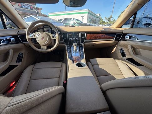 Used 2013 Porsche Panamera S RWD image 24