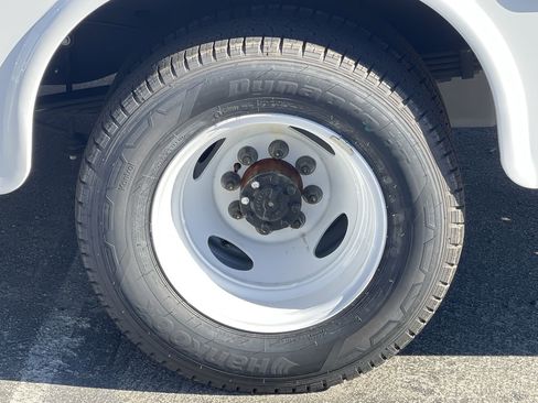 New 2026 Ford E-350 and Econoline 350 Super Duty w/ Power Equipment Group image 11