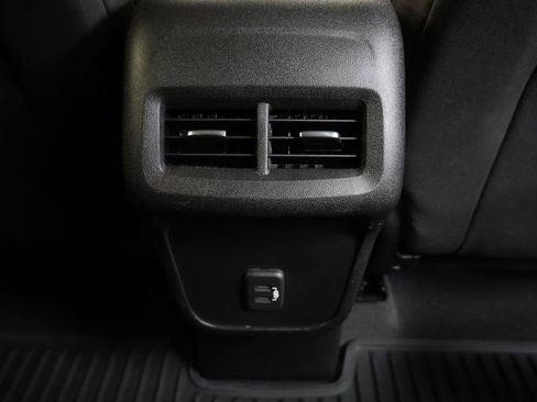 Used 2020 Chevrolet Equinox LT FWD image 32