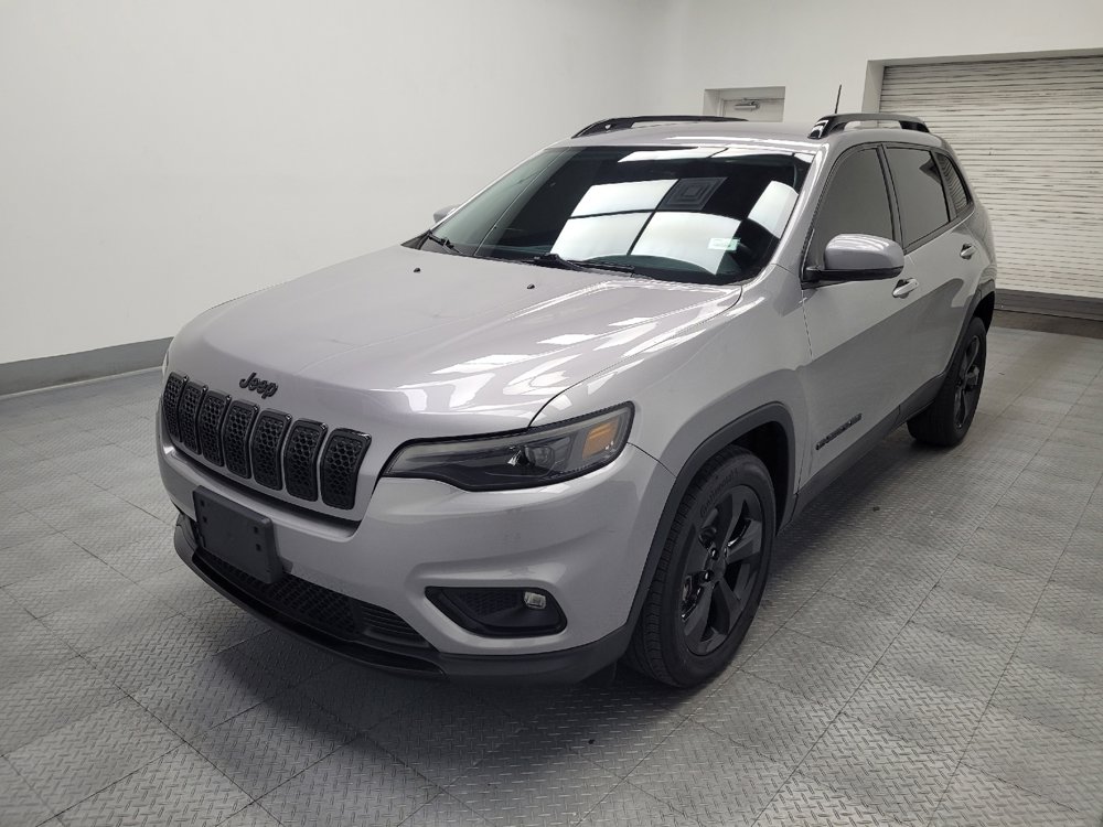 Used 2020 Jeep Cherokee Latitude Plus FWD image 2