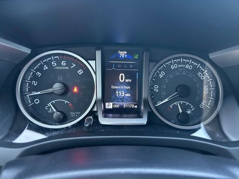 Used 2022 Toyota Tacoma SR5 RWD image 24