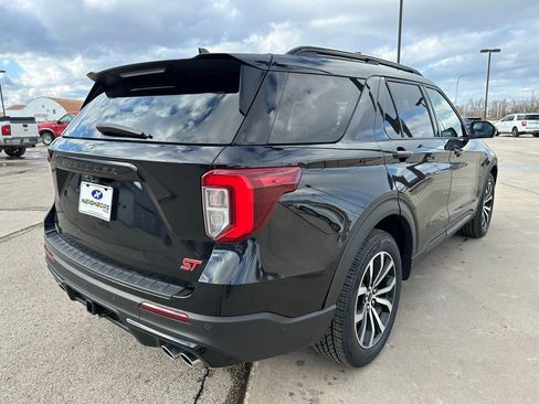 Used 2020 Ford Explorer ST w/ Premium Technology Package image 5