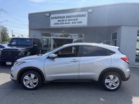 Used 2019 Honda HR-V EX image 4