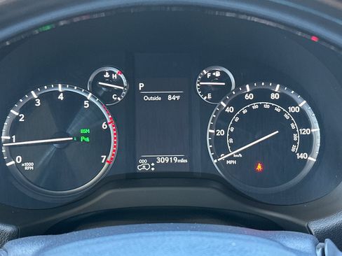 Certified 2023 Lexus GX 460 Luxury w/ Sport Design Package AWD/4WD image 26