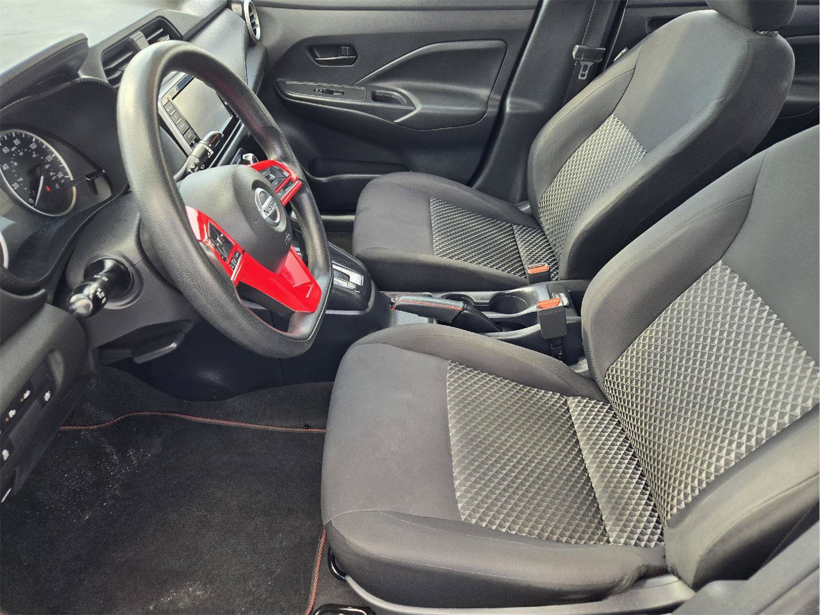 Used 2022 Nissan Versa S FWD image 12