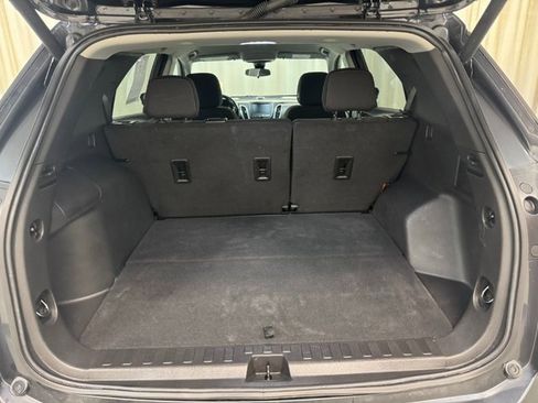 Used 2022 Chevrolet Equinox LT image 18