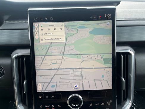 Used 2025 GMC Acadia Elevation image 27