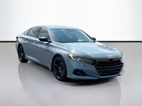Used 2022 Honda Accord Sport image 2