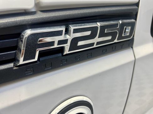 Used 2013 Ford F250 XL image 6