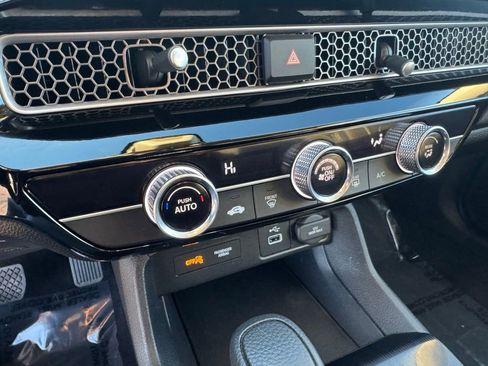 Used 2022 Honda Civic LX image 27