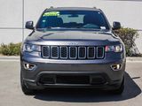 Used 2019 Jeep Grand Cherokee Laredo image 2