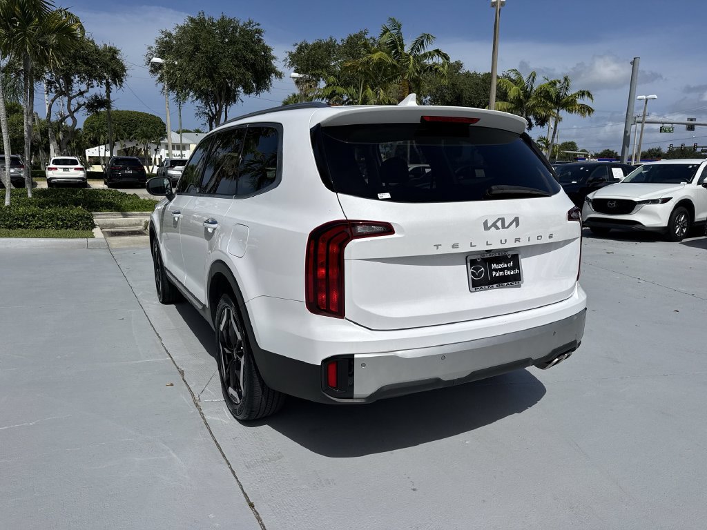 Used 2024 Kia Telluride S FWD image 13