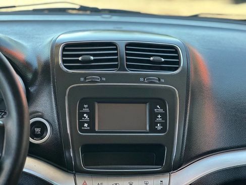 Used 2015 Dodge Journey SXT w/ Flexible Seating Group FWD image 10