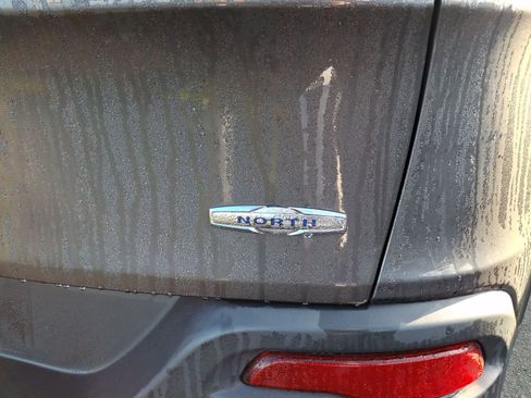 Certified 2017 Jeep Cherokee Latitude w/ Comfort/Convenience Group image 6